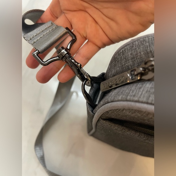 Laptop bag - Picture 10 of 12